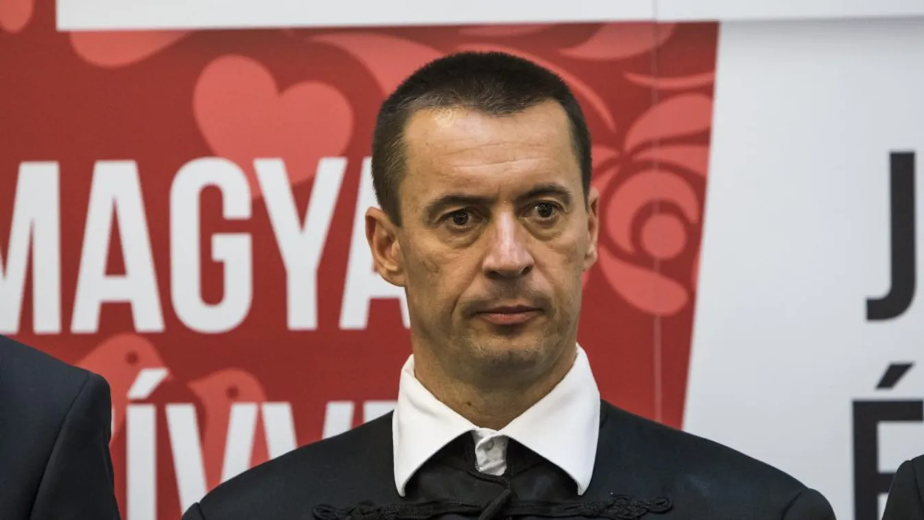 Bocsánatkérést és a Jobbiktól való elhatárolódást várnak