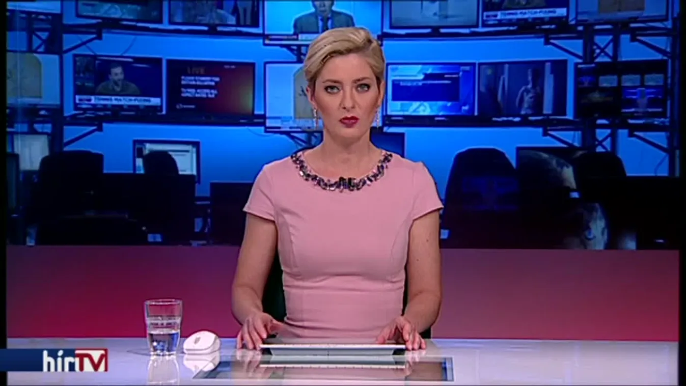 Százak rekedtek az autópályán a havazás miatt