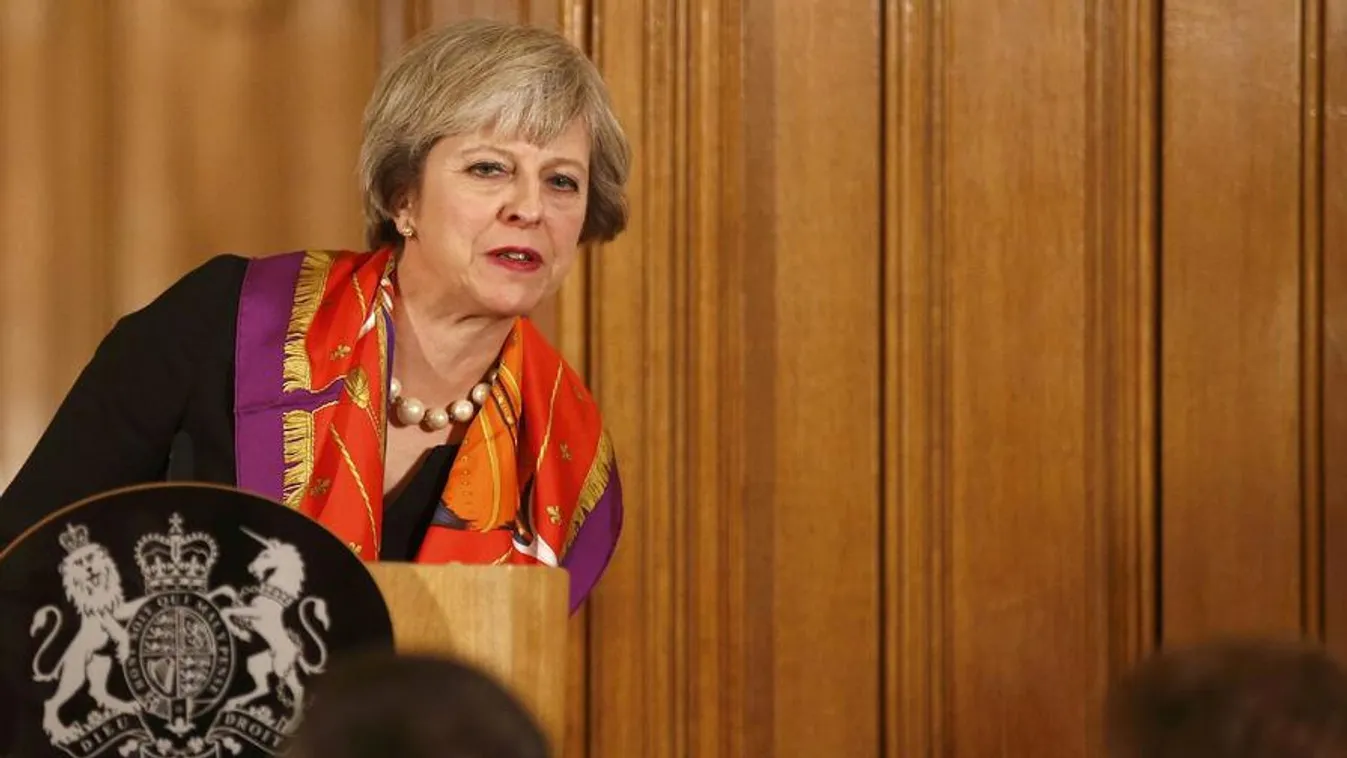 A matek szerint nem megy át May egyezsége a törvényhozáson