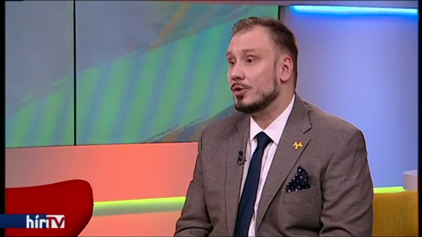 Paletta – Az internetes kommunikáció és a média