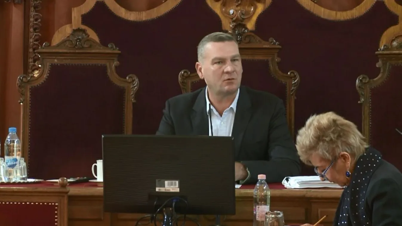 Nem veszik át bérletüket a kormánypárti képviselők