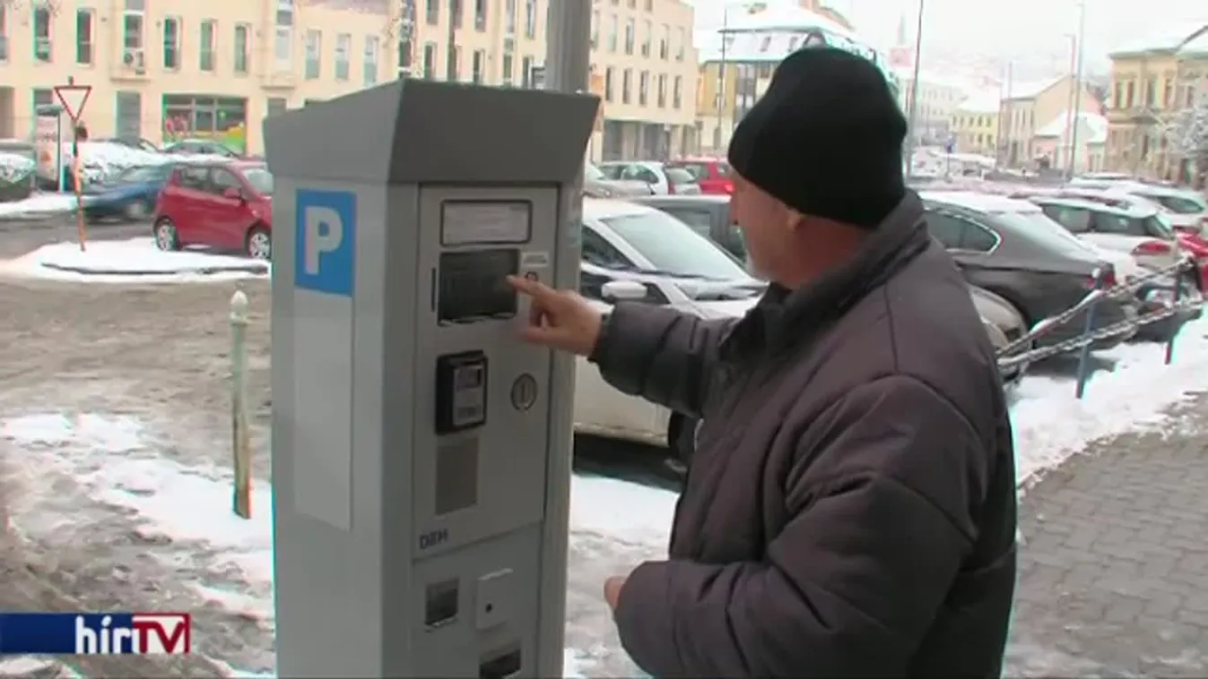 Modern parkolóautomatákra cserélték a régieket Pécsen