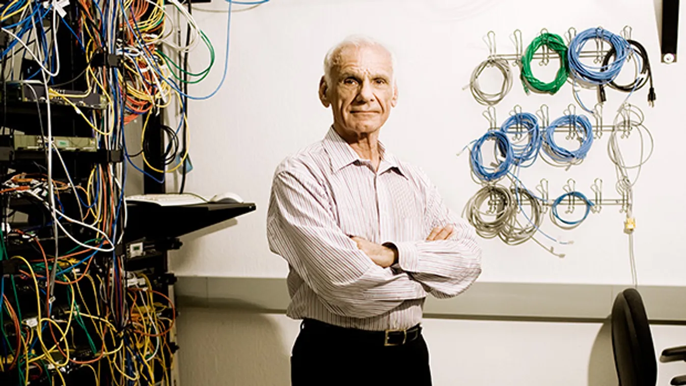 Elhunyt az internet egyik atyja