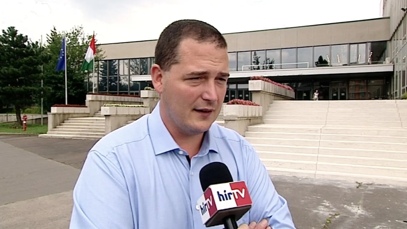 Kihallgatták a jobbikos tévé volt főszerkesztőjét