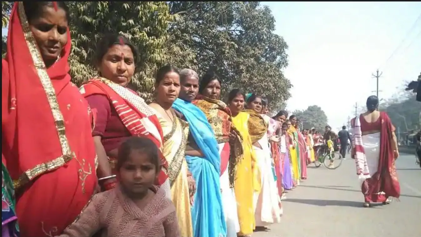 Hatszáz kilométer hosszú volt az élőlánc