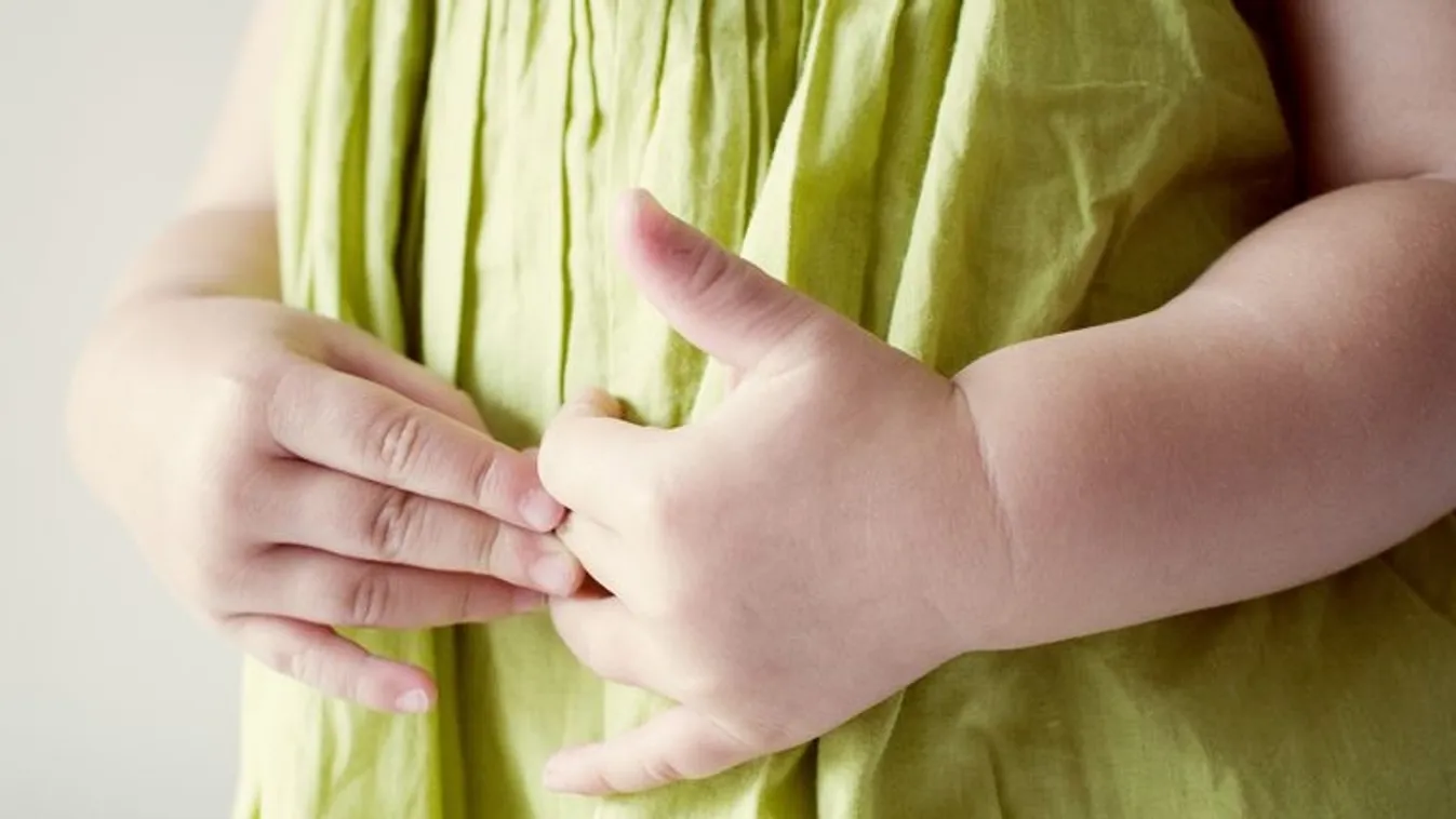 Tömeges rosszullétek miatt nem nyit ki a lábatlani óvoda és iskola