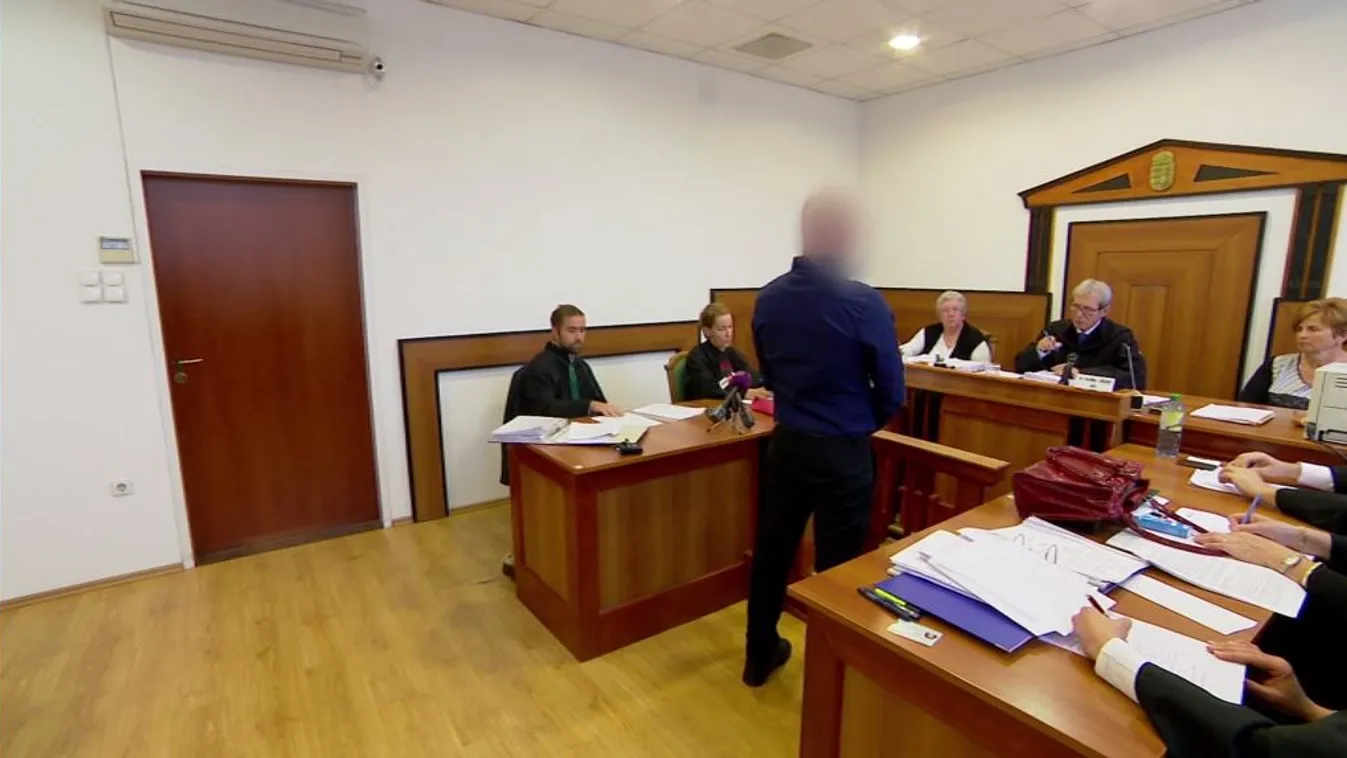 Sneider Tamás büszke fiaira, akik a vád szerint egy roma családot zaklattak