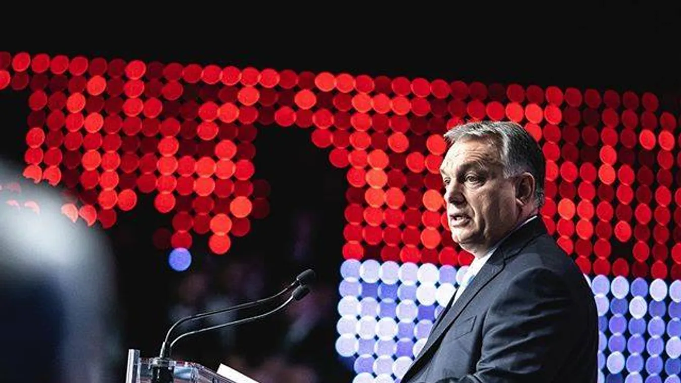 Orbán Viktor már dobogós a cseheknél