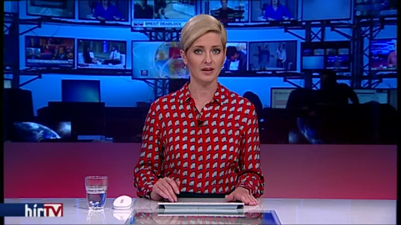 Péntekig igényelhető a diákhitel