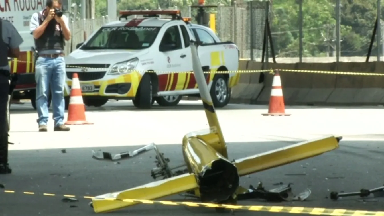 Autópályán haladó teherautóra zuhant egy helikopter Brazíliában