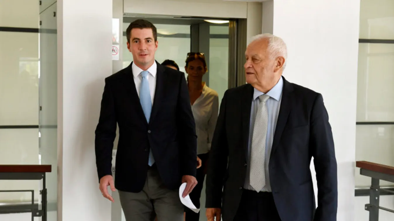 Kocsis Máté: Mindenkinek joga van tudni, hogy mire készül Brüsszel