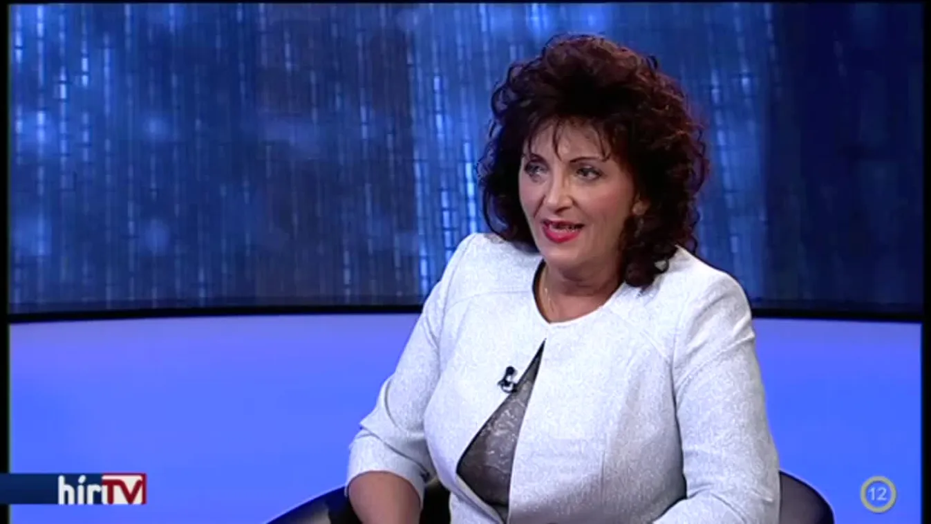 Ikon –  Sümegi Eszter