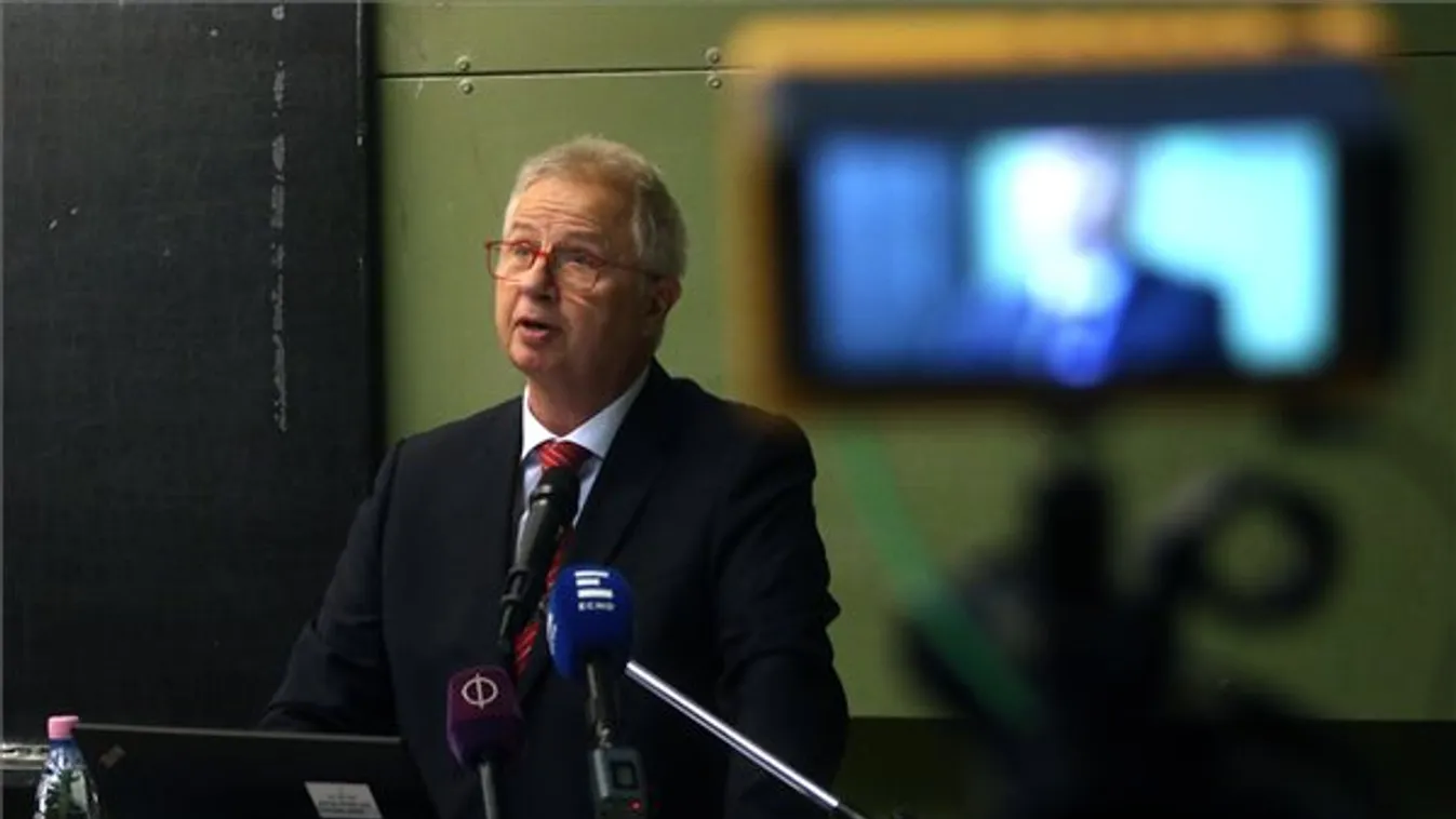 Magyarország elutasítja a kettős mércét