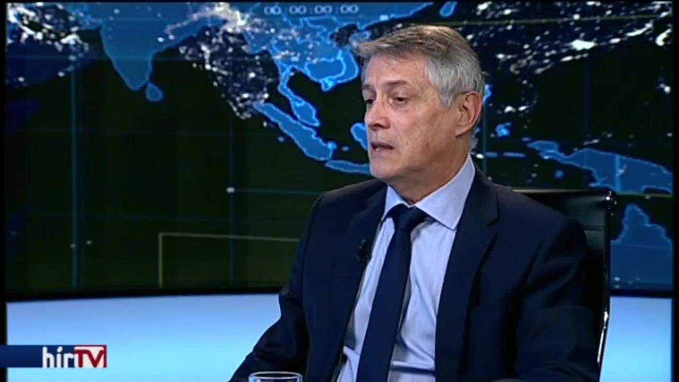 Péntek 9 – Földi László