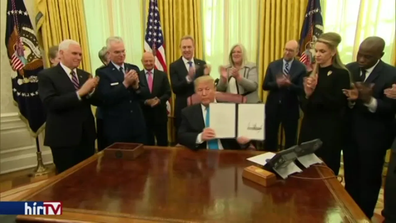 Trump útjára indította az űrfegyverkezési programot