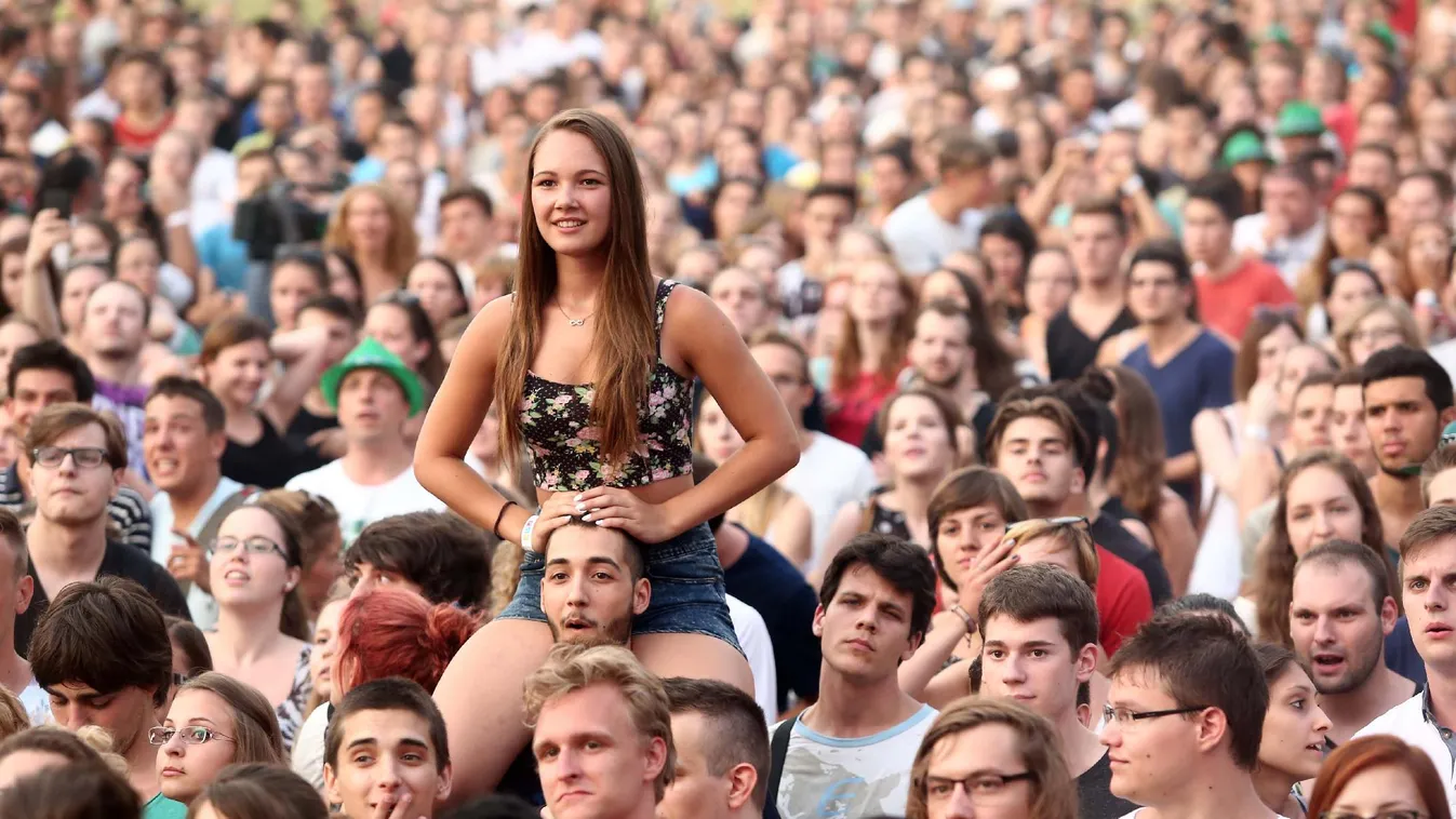 Éjfélig lehet jelentkezni a felsőoktatási képzésekre