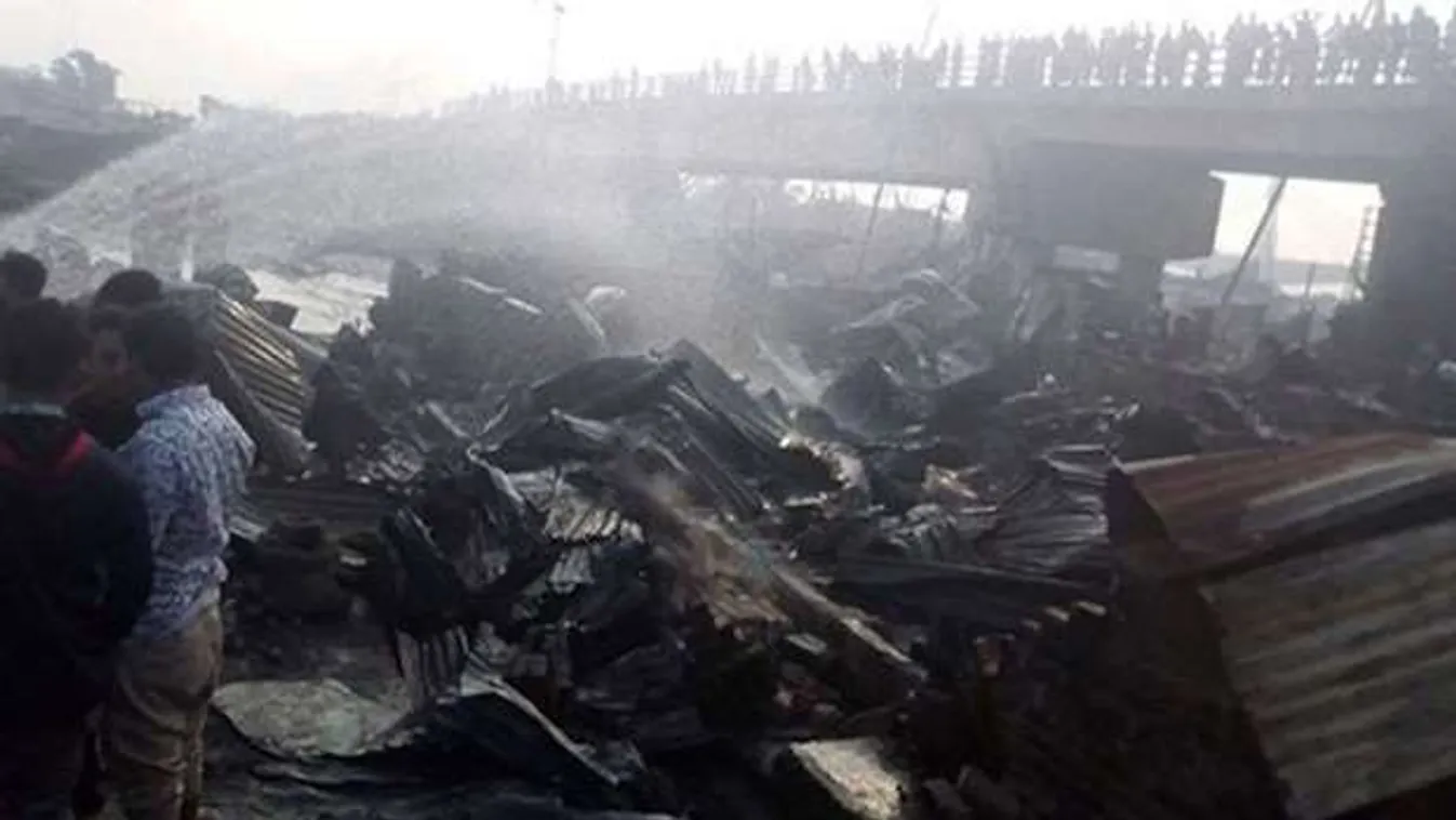 Rövidzárlat okozott tüzet a nyomornegyedben