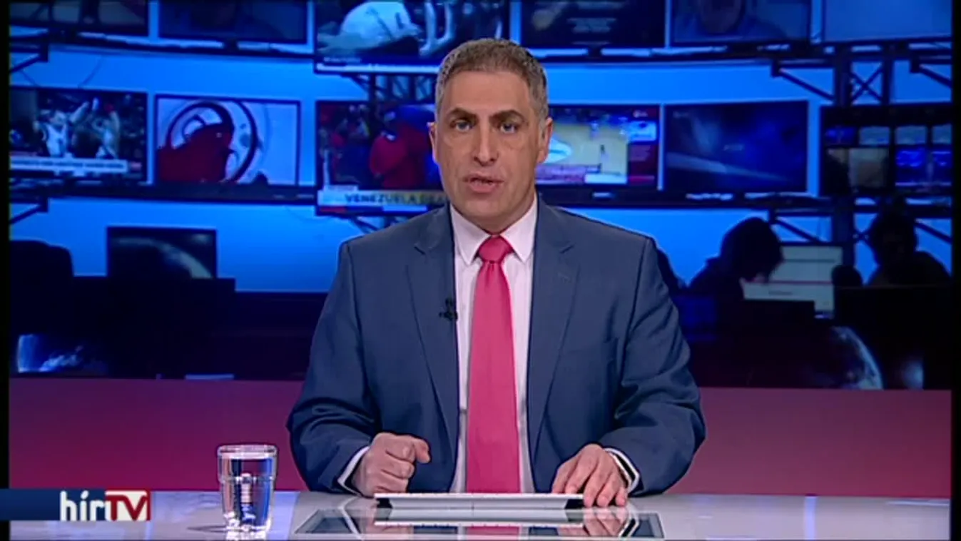 Vádat emelt az ügyészség Czeglédy Csaba és társai ellen