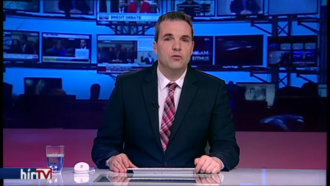 Engedélyezik a hidzsáb viselését a közalkalmazottaknak