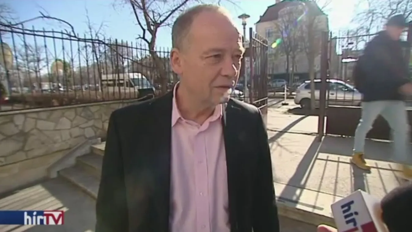 Semmi sem akaszthatja meg a Jobbik és a baloldal nászát