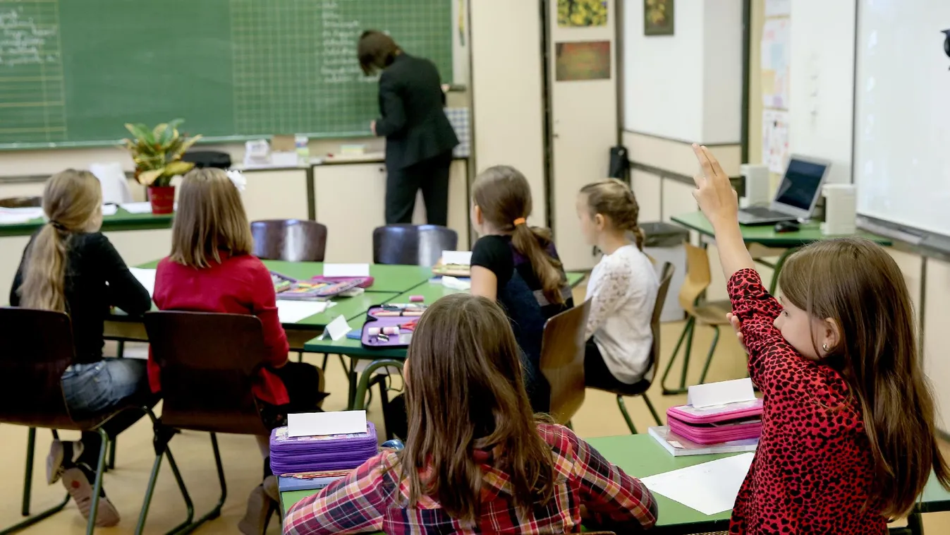 Online is intézhető lesz az általános iskolai beiratkozás