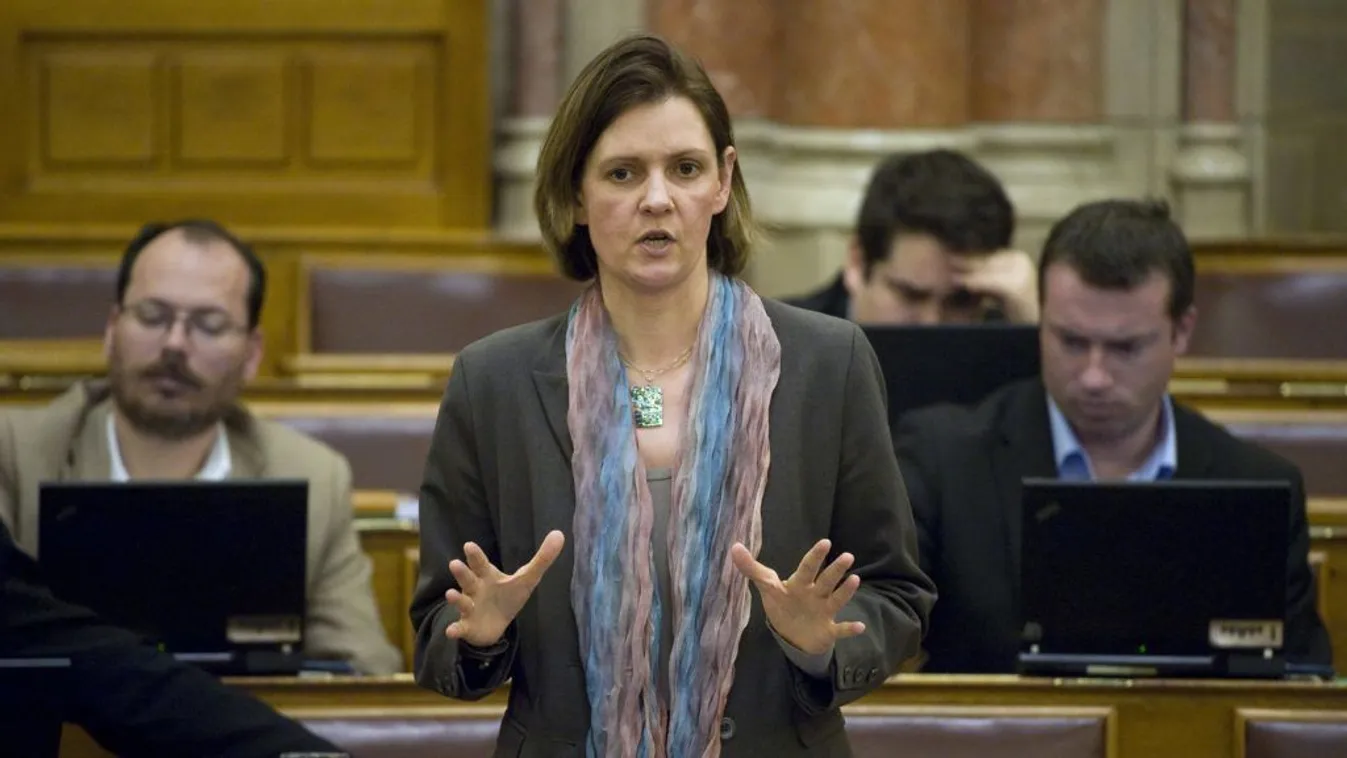 Hegedűs Lórántné kilépett a Jobbikból – Lapzárta