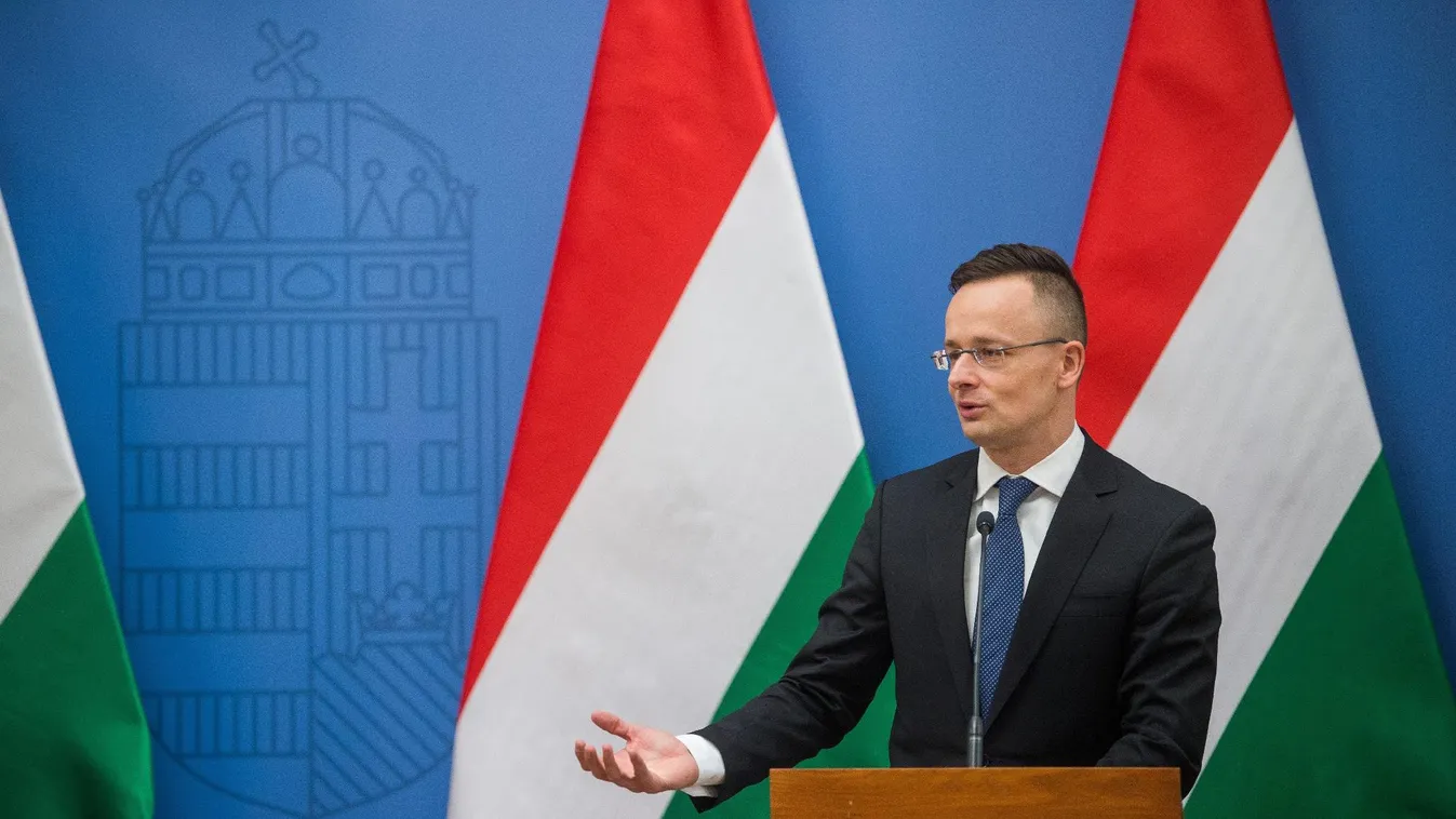 Szijjártó Péter: A családokra költjük a pénzt, nem a migránsokra