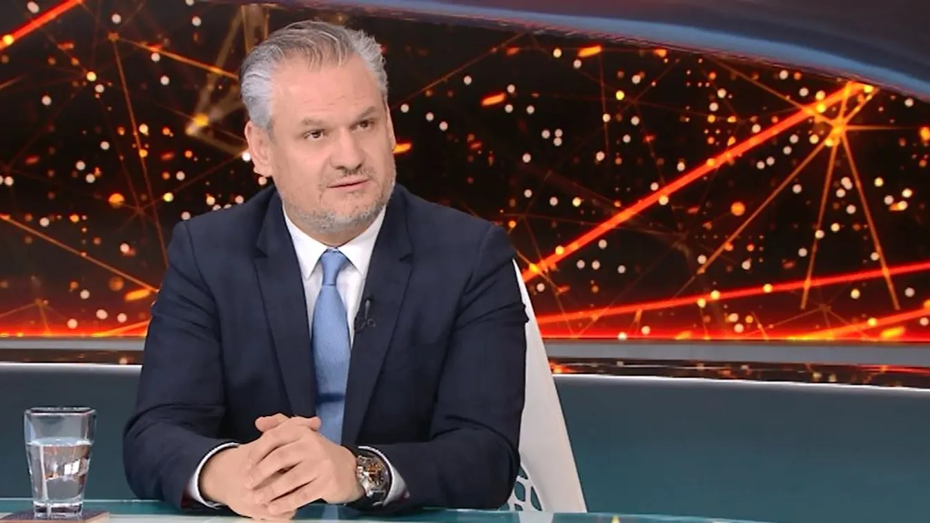 Takács: Reméljük, hogy a józan hangok fognak erősödni a Néppárton belül