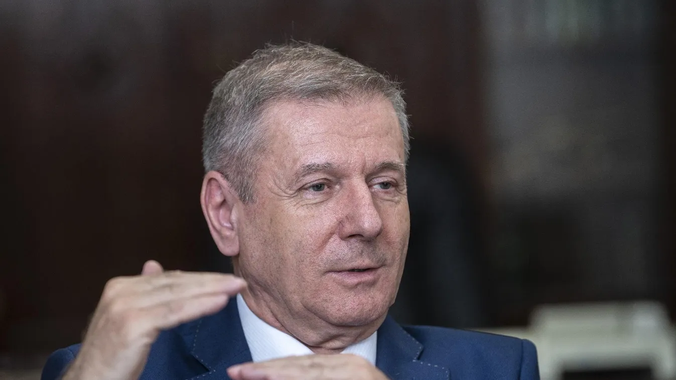 Benkő Tibor: erős magyar hadseregre van szüksége a NATO-nak