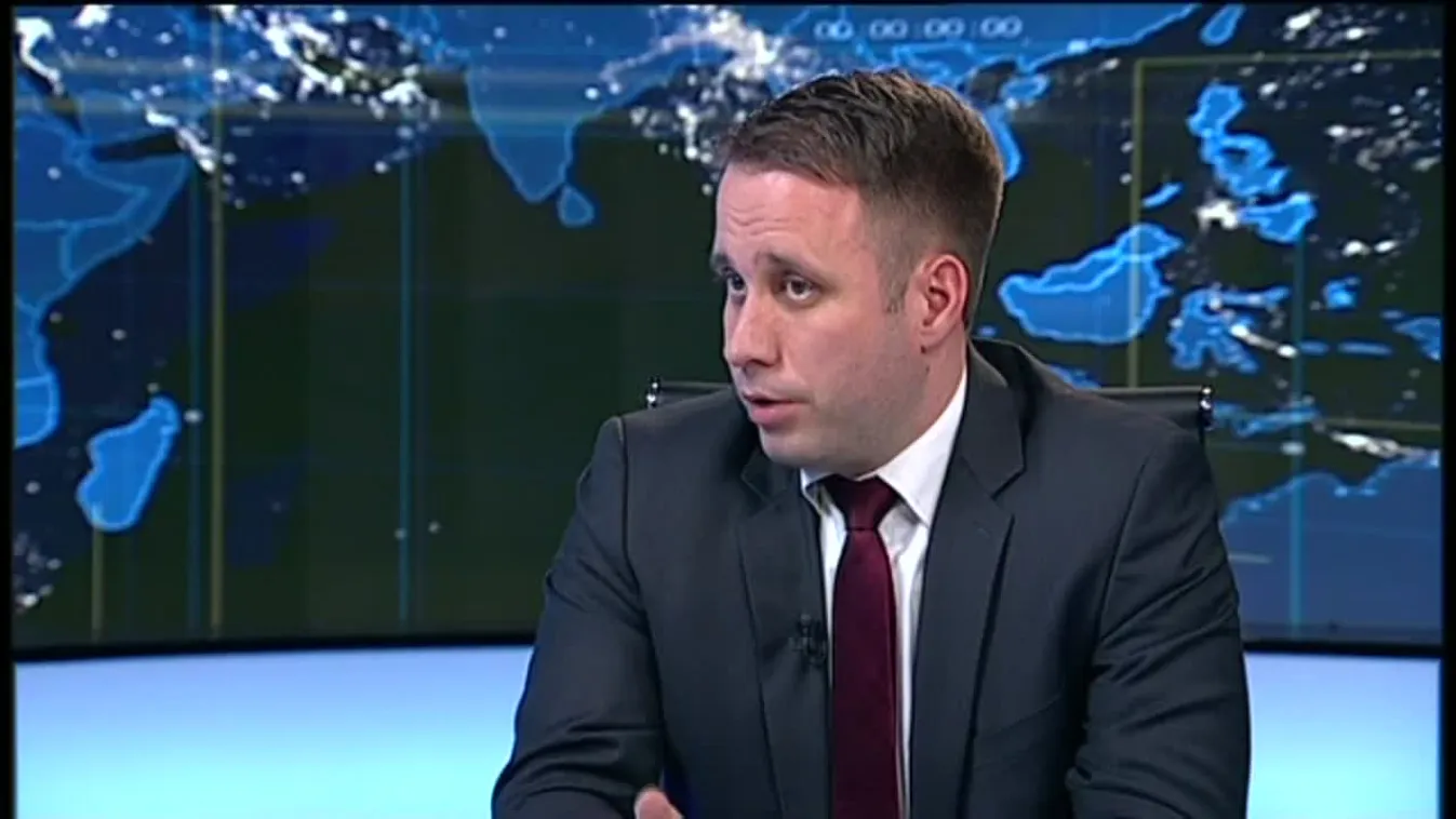 Péntek 9 – Dömötör Csaba