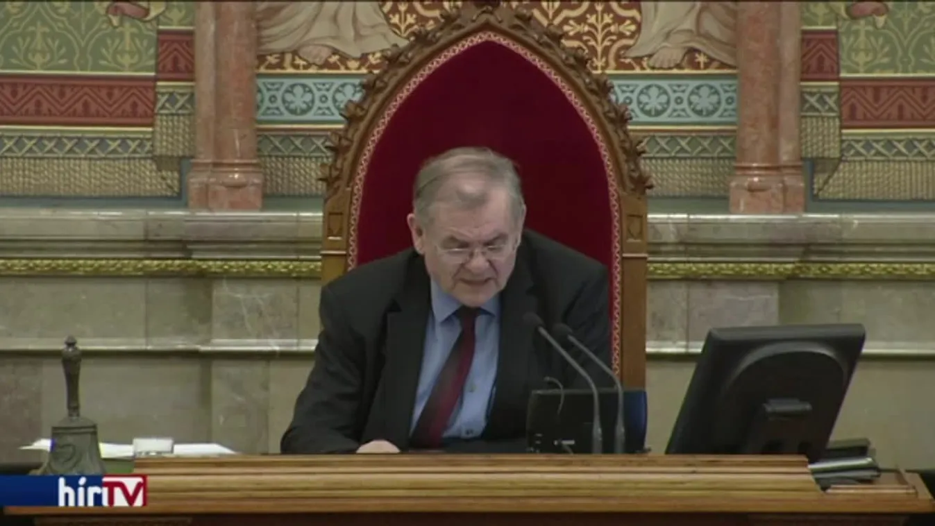 Az Országgyűlés megszavazta az ellenzéki politikusok büntetését