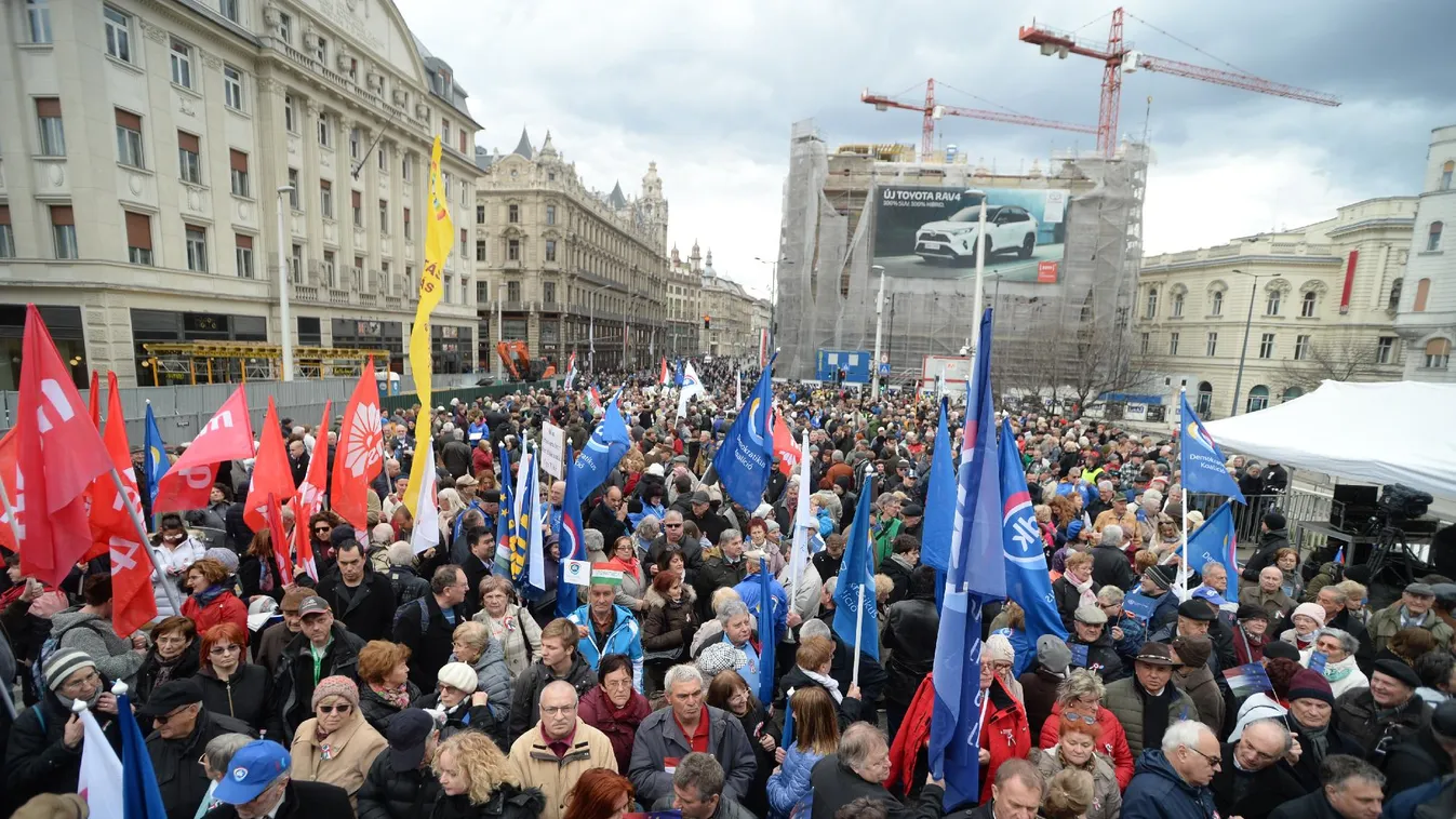 Ellenzéki megmozdulások Budapesten – Lapzárta