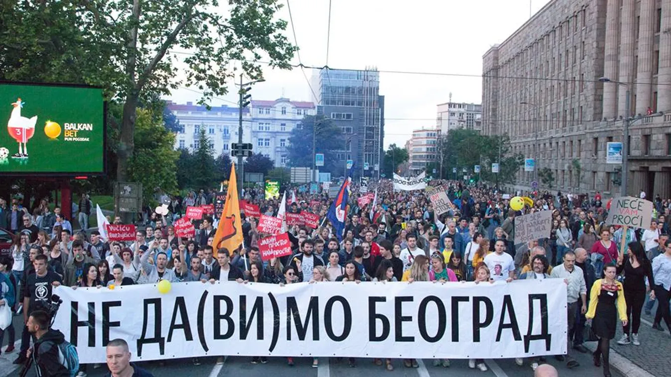 Ismét tüntettek a szerb kormány ellen Belgrádban