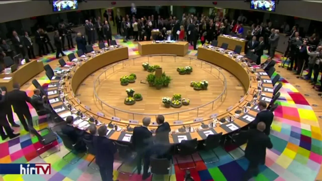 Hírvilág – Latin nyitás