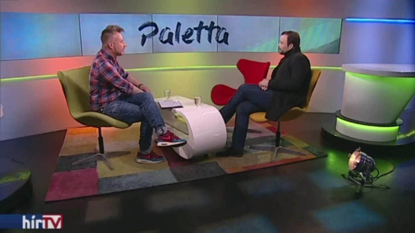 Fotók, korcsolya és jubileum