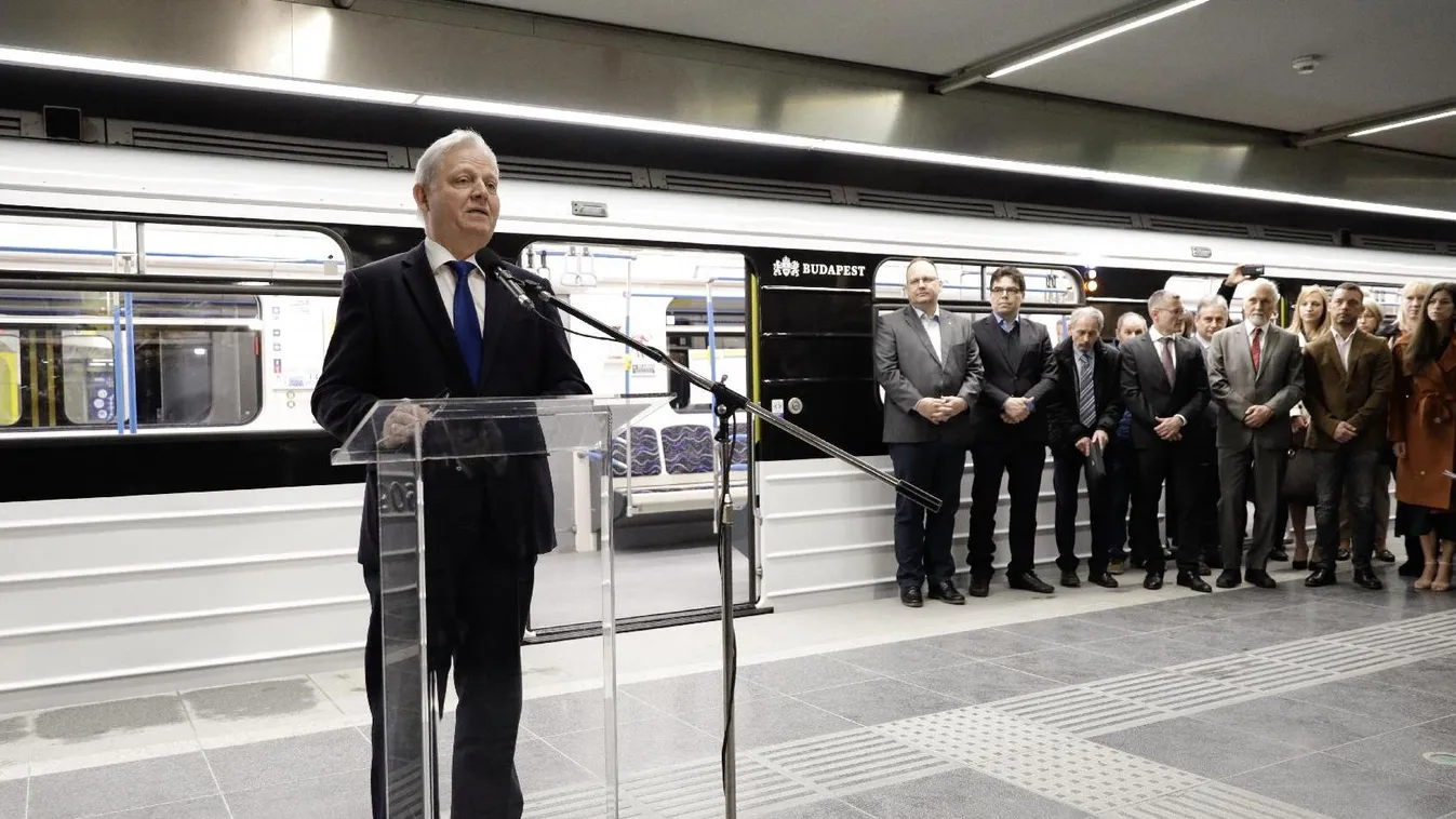 Átadták a 3-as metró felújított szakaszát