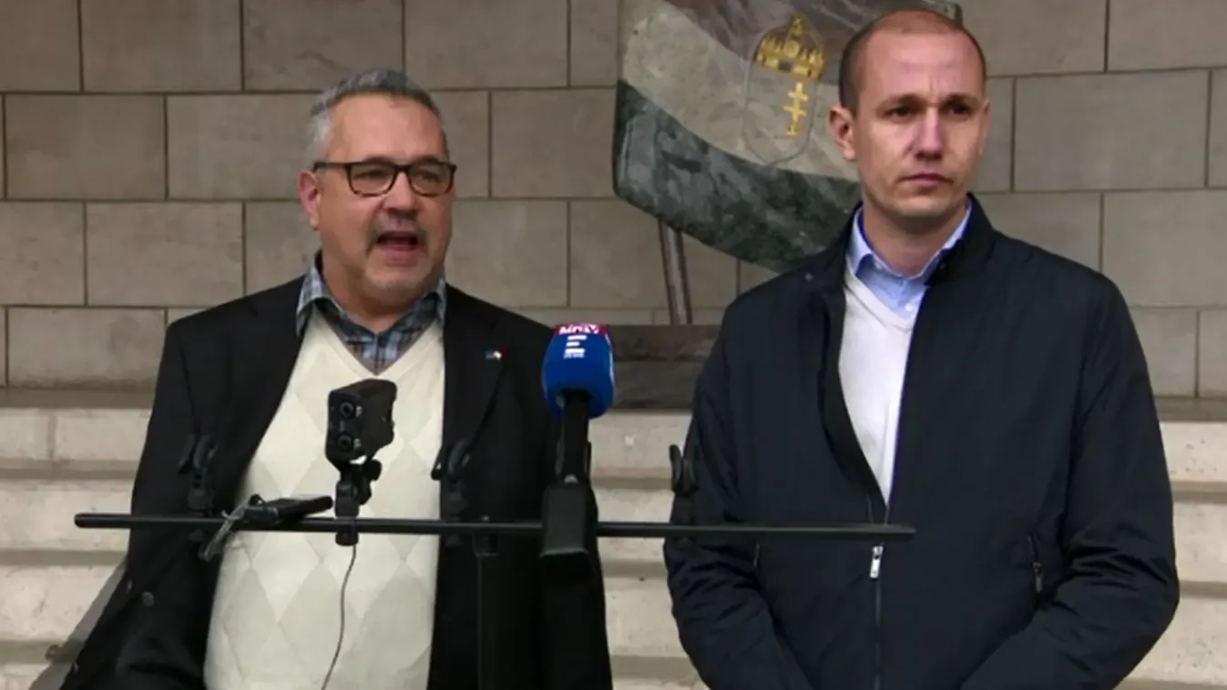 A DK-t is megosztja a Jobbikhoz közeledés, de Gyurcsány kitart