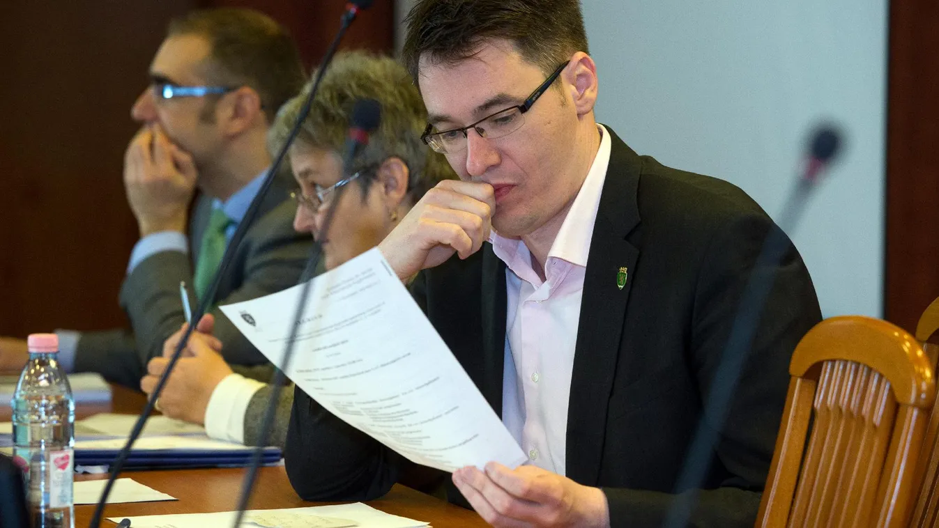 Egy zuglói képviselő Karácsony alkalmatlanságáról ír