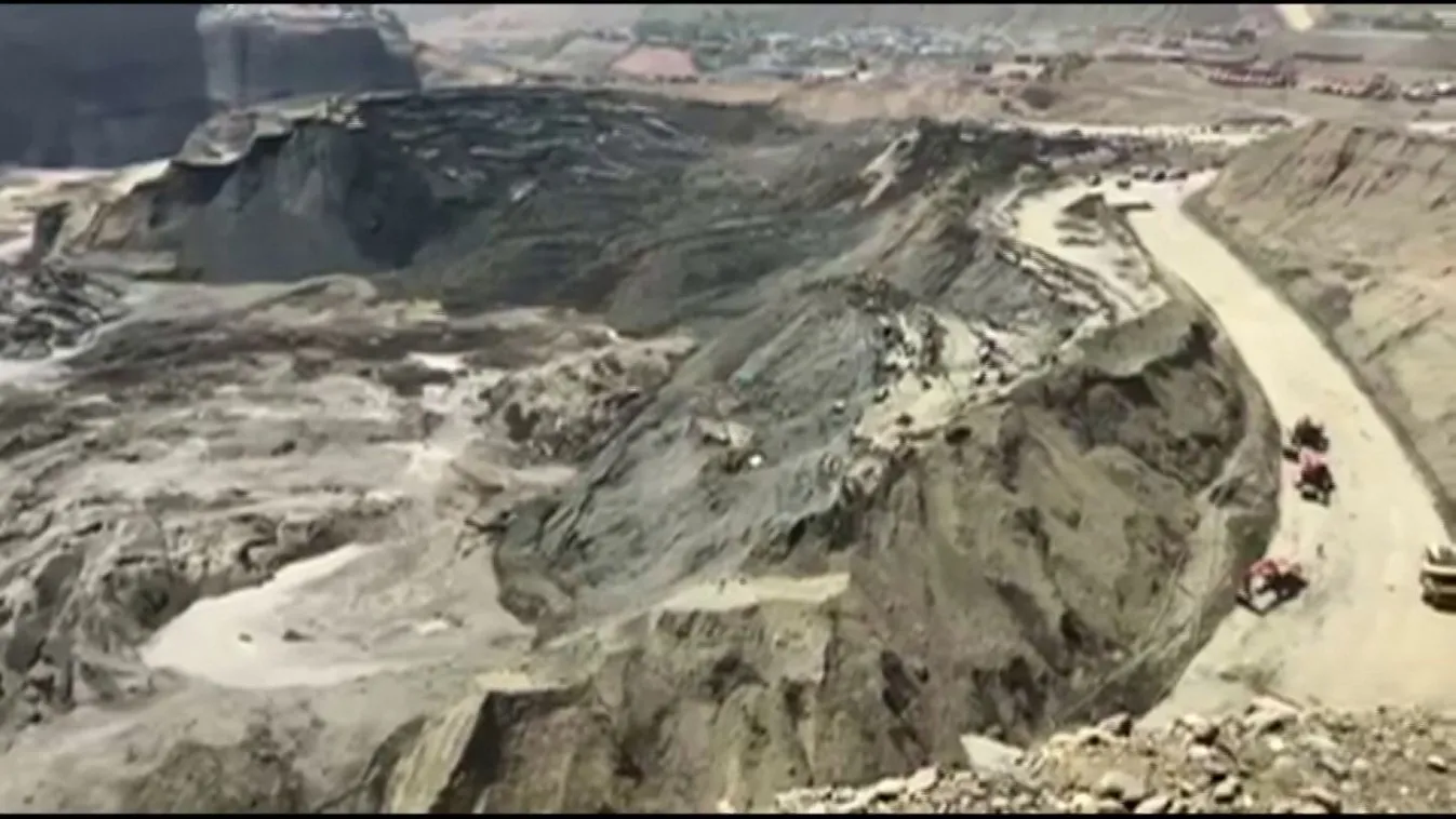 Több tucatnyian rekedtek egy mianmari bányában