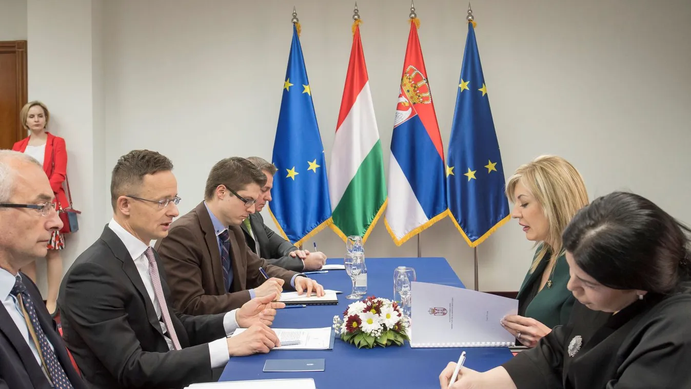 Szijjártó Péter: Magyarország érdeke az erős Szerbia