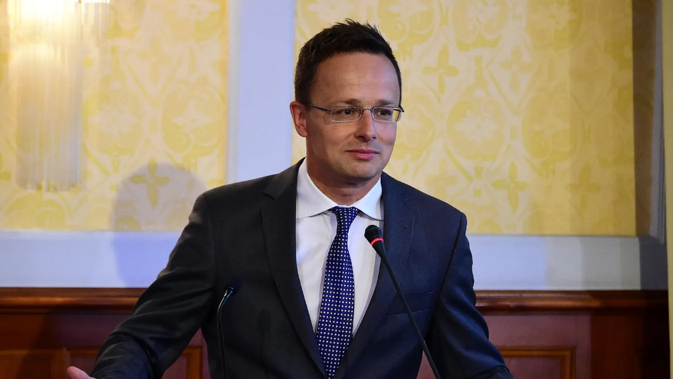 Szijjártó Péter megállapodást ír alá két mexikói templom újjáépítésének támogatásáról