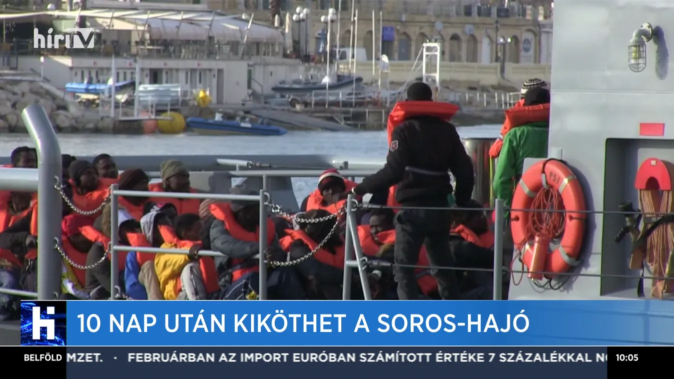 Tíz nap után kiköthet a Soros-hajó