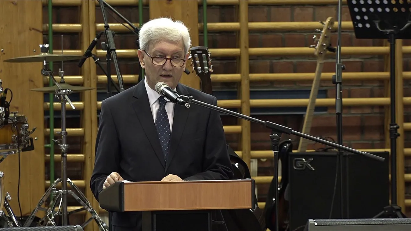 Bódis József: Tanulással a reménytelennek tűnő helyzetekből is ki lehet törni