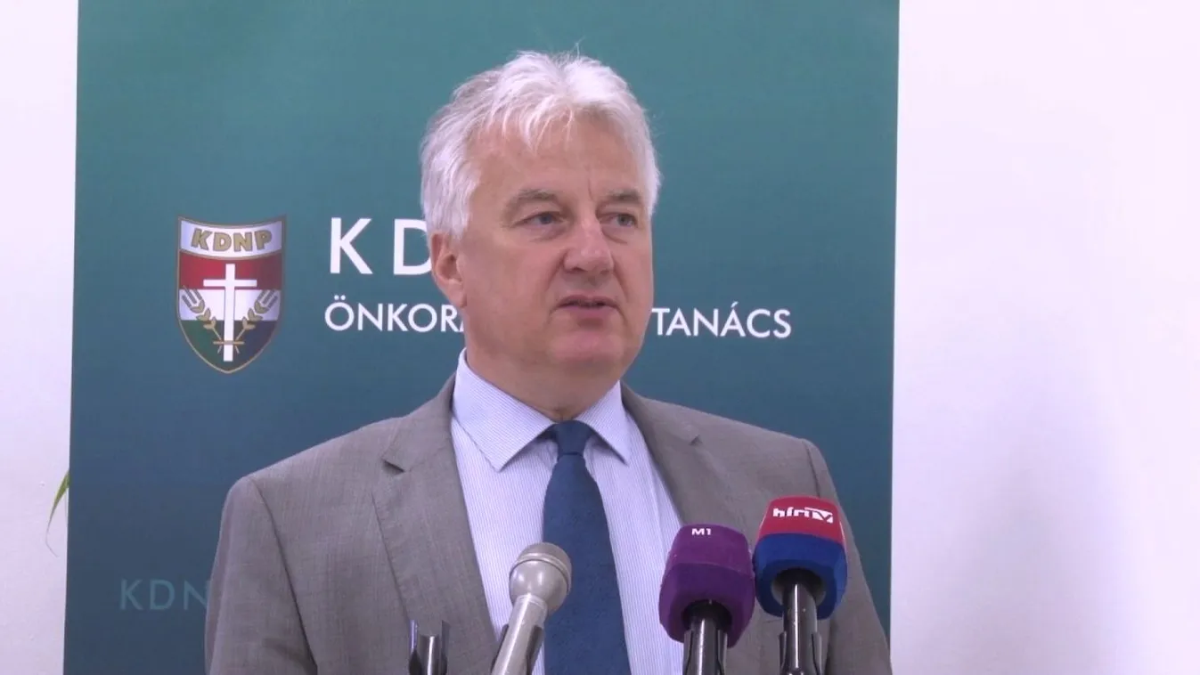 Családtámogatással a népesség megmaradásáért