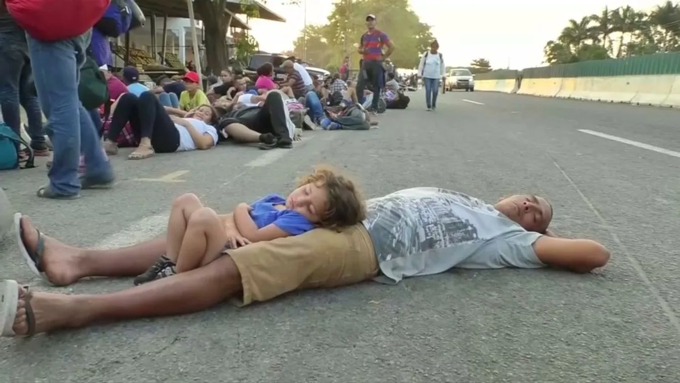 Lassan halad Dél-Mexikóban az újabb migránskaraván