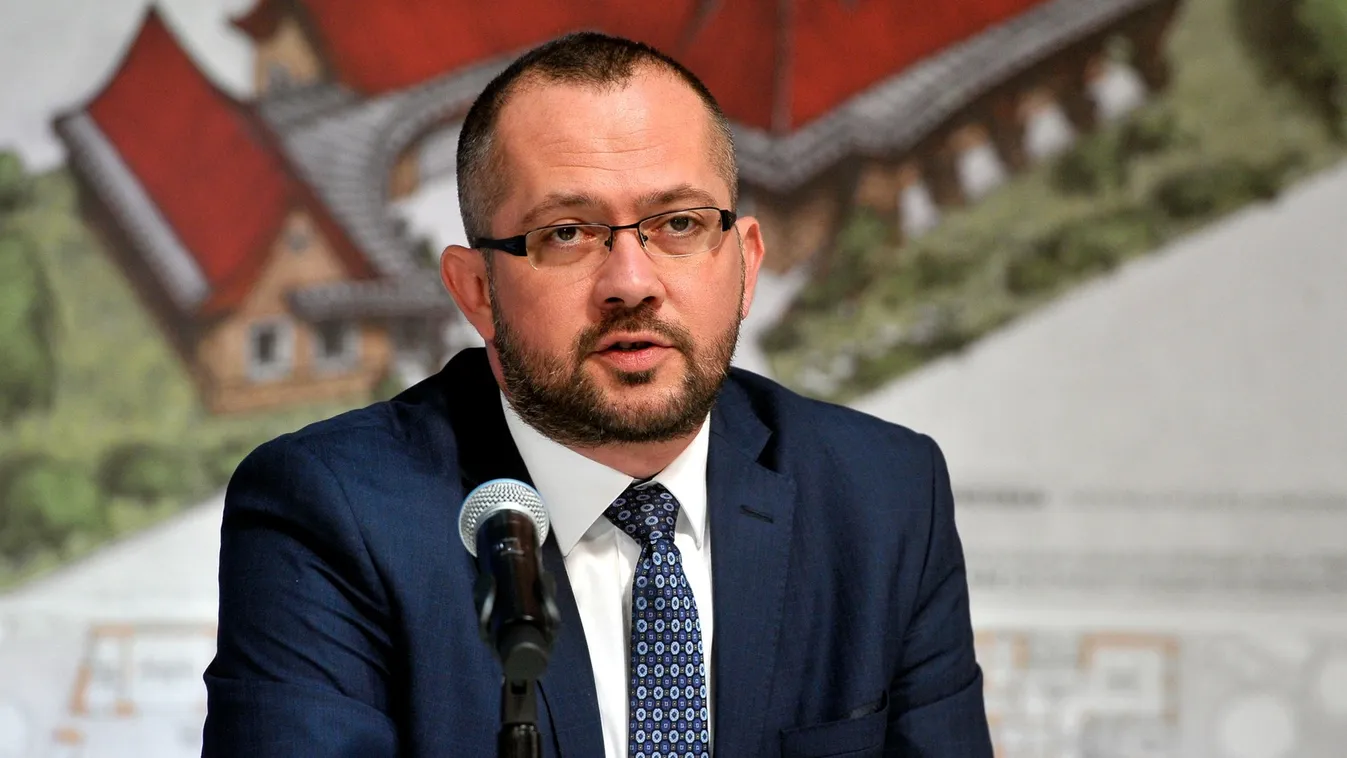 Gyopáros Alpár: Óriási az érdeklődés a pályázatok iránt