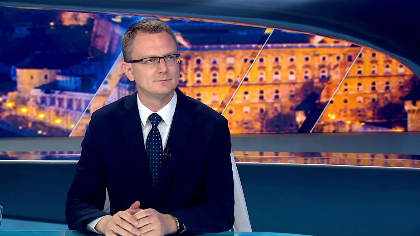 Rétvári Bence: A magyar kormány a GDP 4,5 százalékát fordítja családtámogatásra