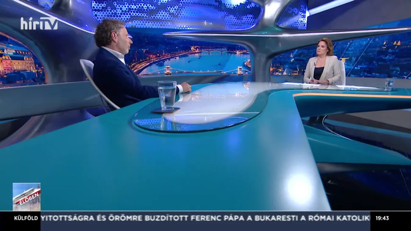 Sorra mondják le a hajós túrákat a Dunán