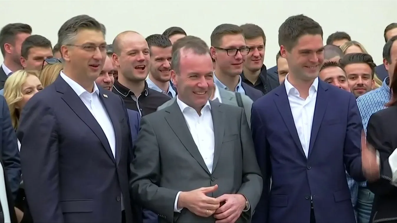 Merkel és Weber a nacionalizmus ellen szólalt fel