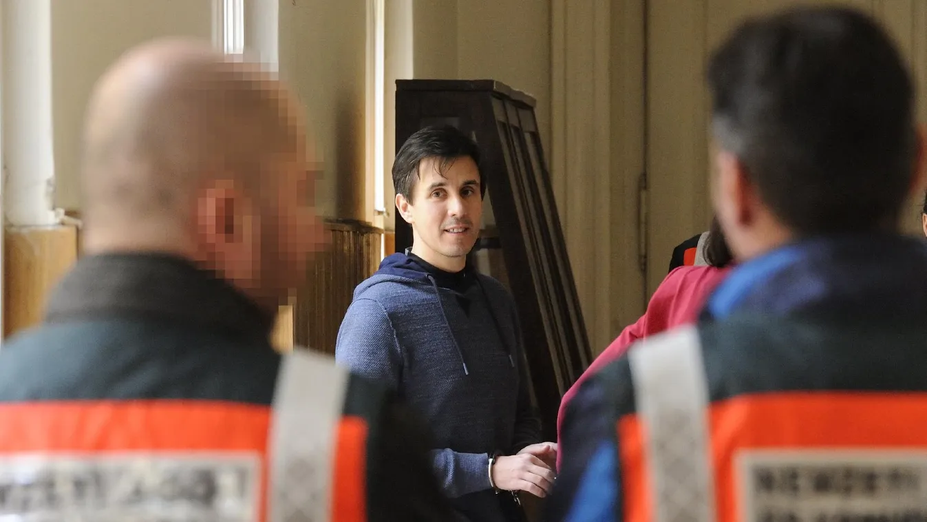 Halász János: Az ellenzék kezdettől fogva falaz Czeglédy Csabának